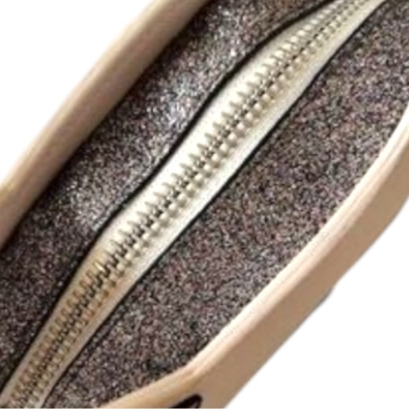 Authentic KARL LAGERFELD Choupette Cat Face Crossbody Bag - Picture 8 of 9